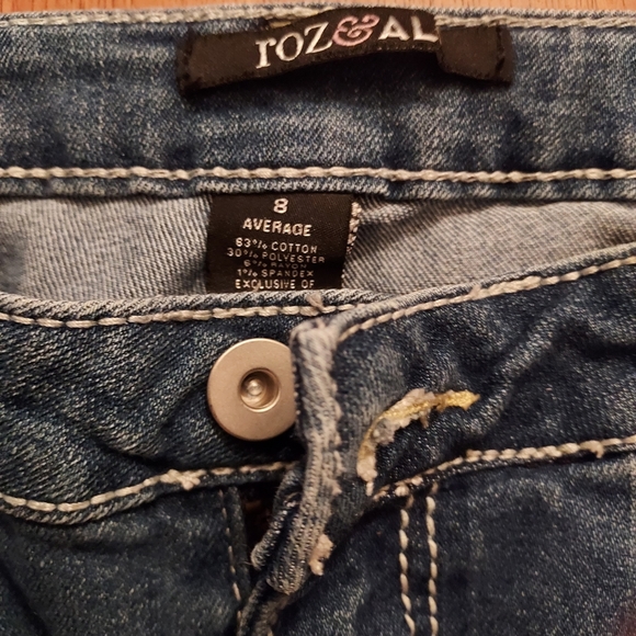 Jeans - Picture 4 of 4